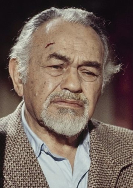 Edward G. Robinson as Victor Tellegio in American Hustle (1970)