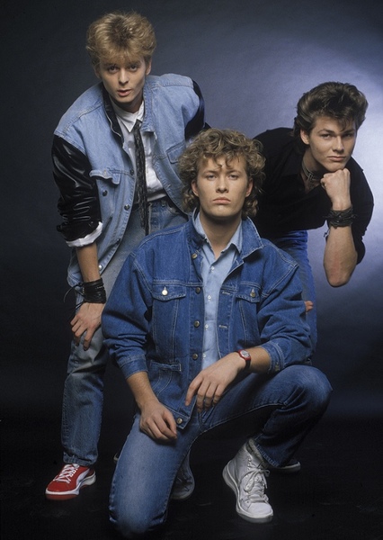 actor-a-ha-227370_large.jpg