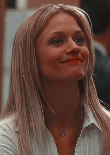 A. J. Cook photo
