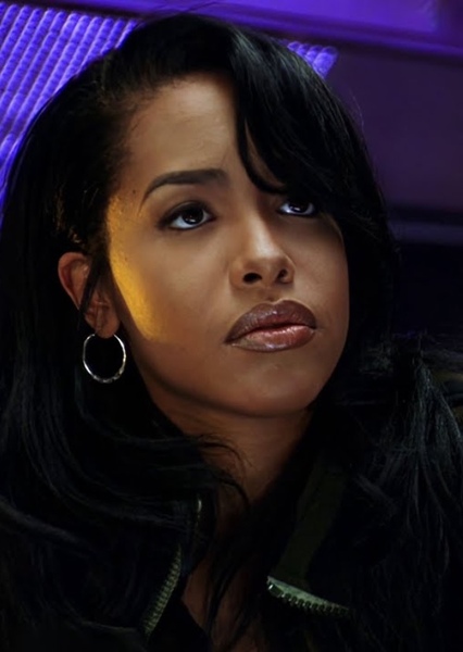Aaliyah photo