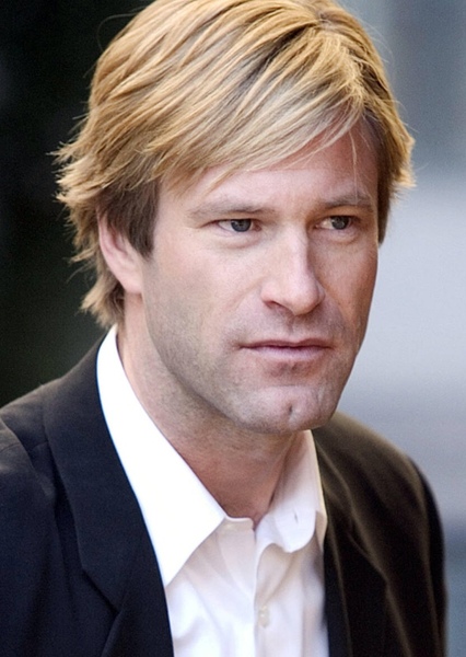 Aaron Eckhart photo