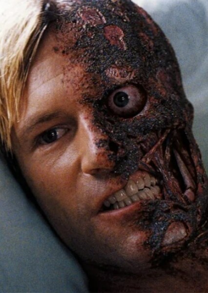 Aaron Eckhart photo