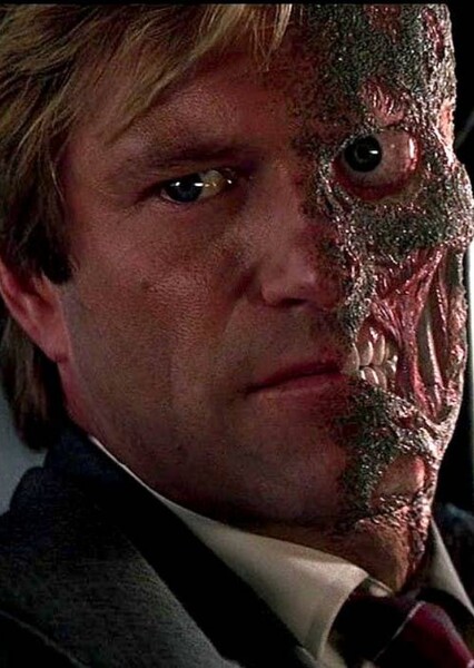 Aaron Eckhart photo