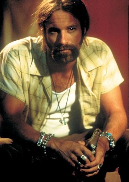 Aaron Eckhart photo
