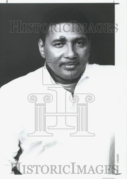 Aaron Neville photo