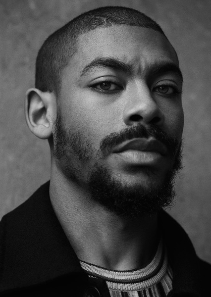 Aaron Pierre photo