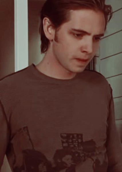 Aaron Stanford photo