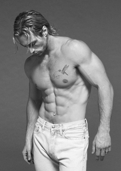 Aaron Taylor-Johnson photo