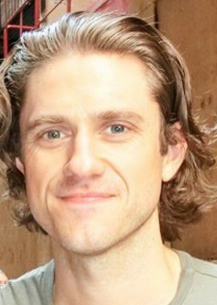 Aaron Tveit photo