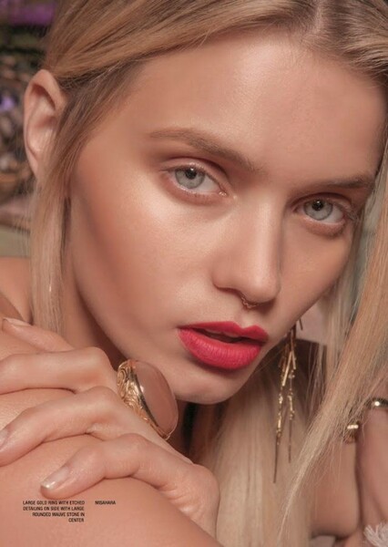 Abbey Lee photo
