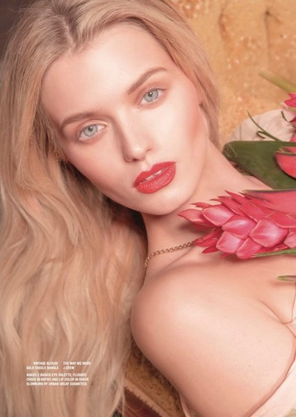 Abbey Lee photo