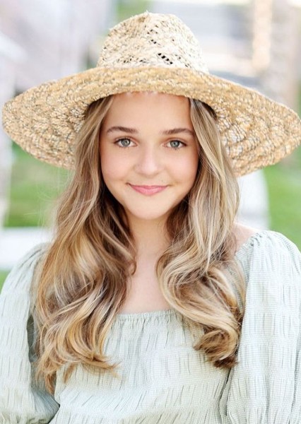 Abby James Witherspoon photo