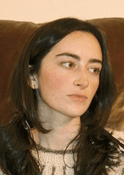 Abby Quinn photo