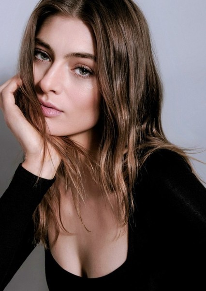 Abigail Bowers photo