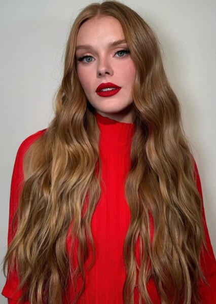 Abigail Cowen photo