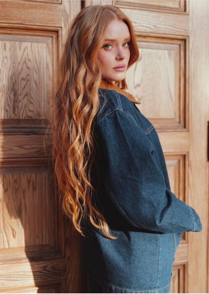 Abigail Cowen photo