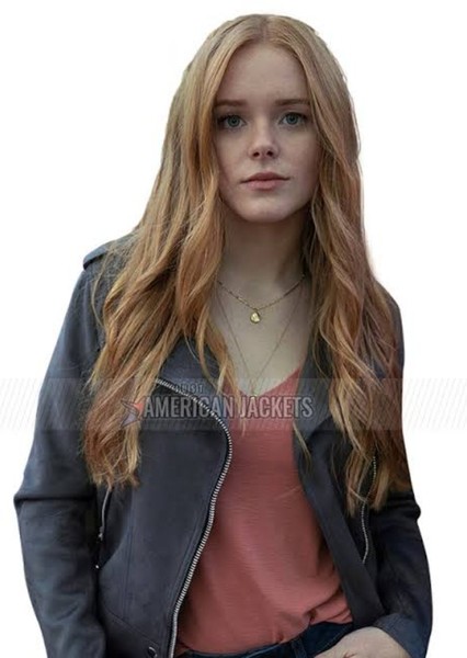Abigail Cowen photo