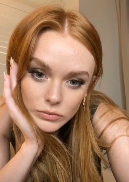 Abigail Cowen photo