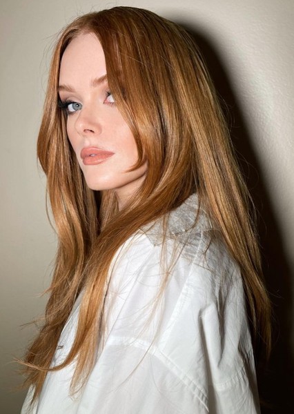 Abigail Cowen photo