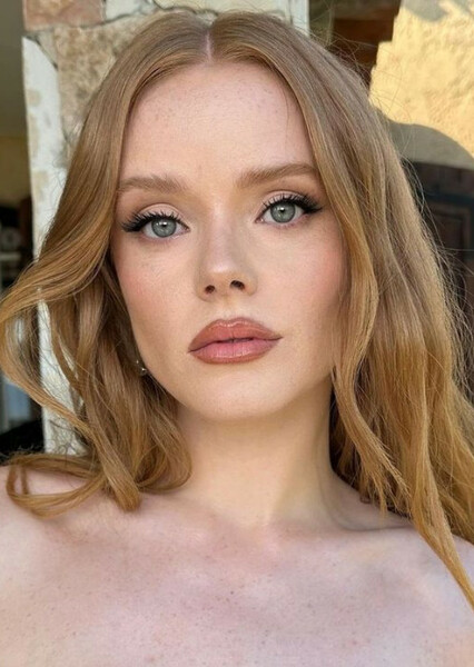 Abigail Cowen photo