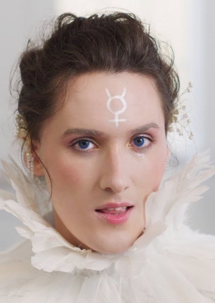 Abigail Thorn photo