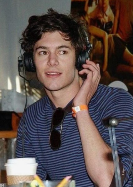 Adam Brody photo