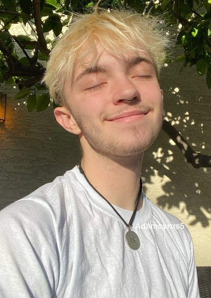 Adam Cyrus photo