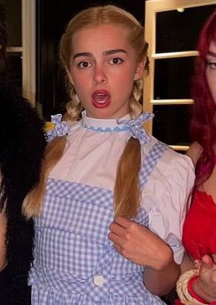 Addison Rae photo