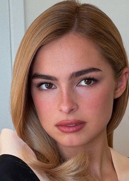 Addison Rae photo