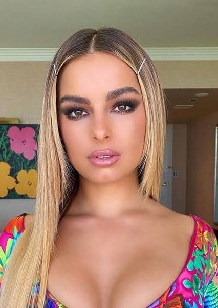 Addison Rae photo