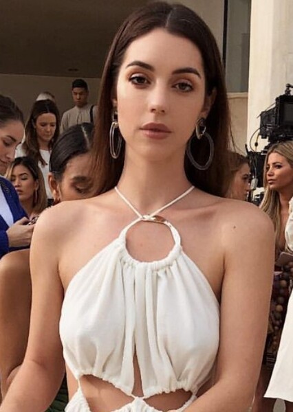 Adelaide Kane photo