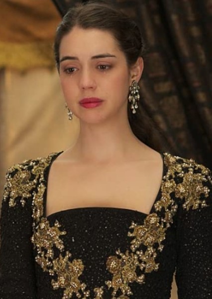 Adelaide Kane photo