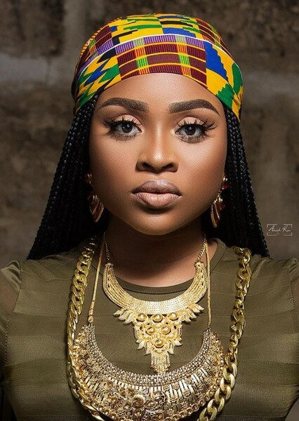 Adina Thembi photo