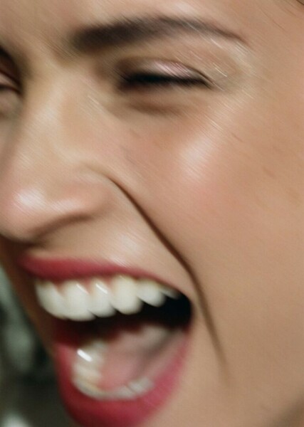 Adria Arjona photo