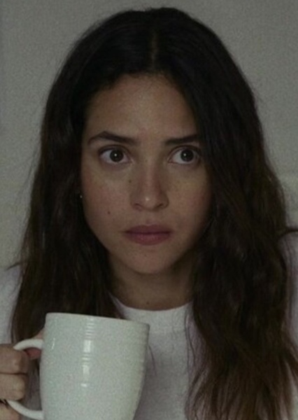 Adria Arjona photo