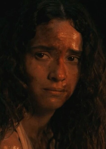 Adria Arjona photo