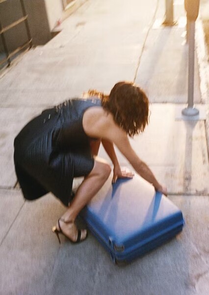 Adria Arjona photo