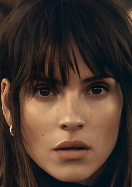 Adria Arjona photo