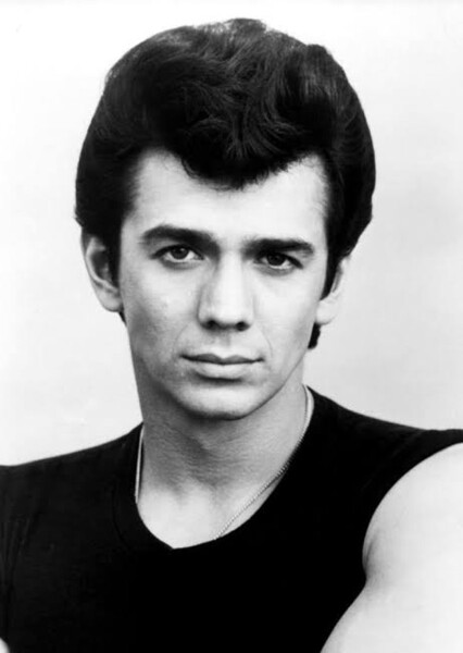 Adrian Zmed photo