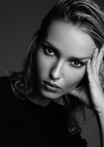 Adriana Cernanova photo