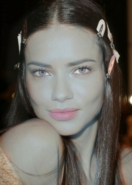Adriana Lima photo