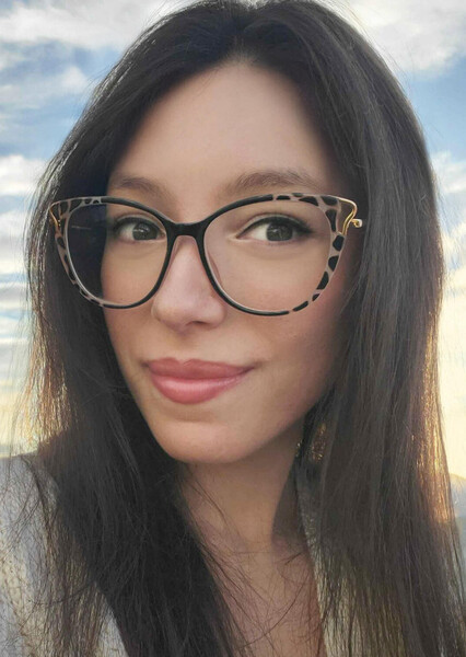 Adrianna Fay