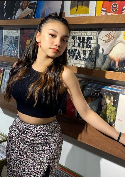 Naura Ayu photo