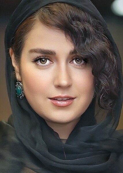 Afsaneh Pakroo