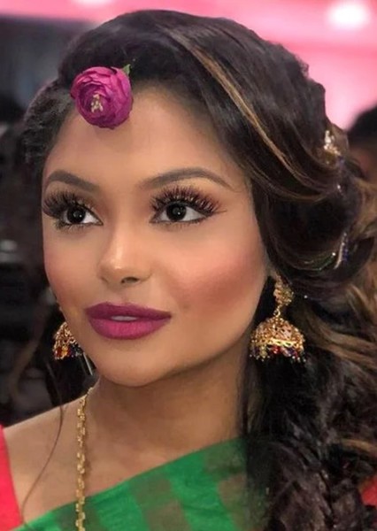 Afshan Azad photo
