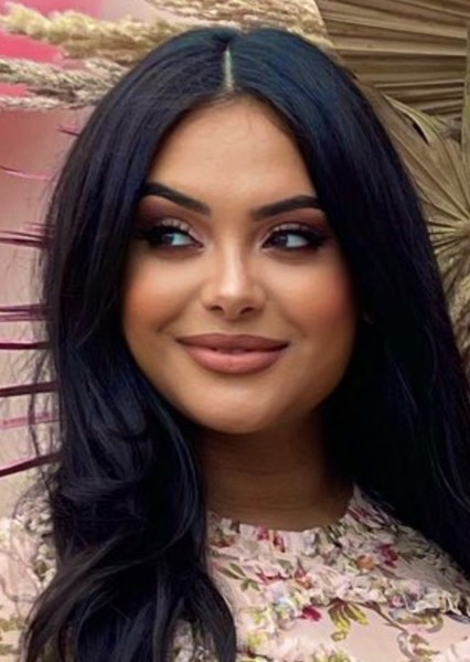 Afshan Azad photo