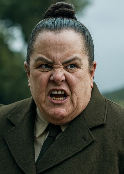 Agatha Trunchbull (Rosie O'Donnell) photo