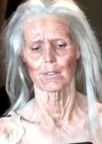 Aged Heidi photo
