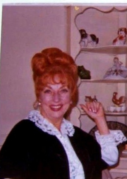 Agnes Moorehead photo