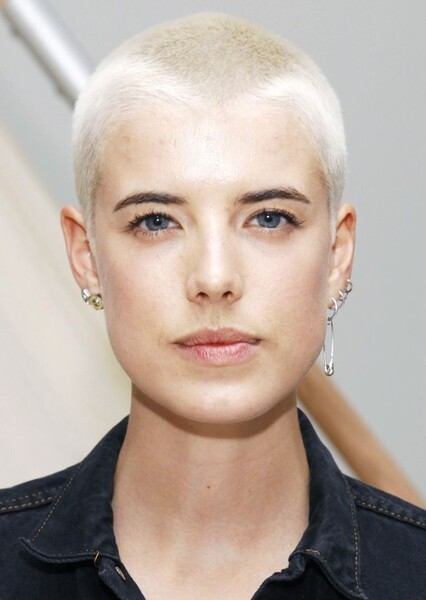 Agyness Deyn photo